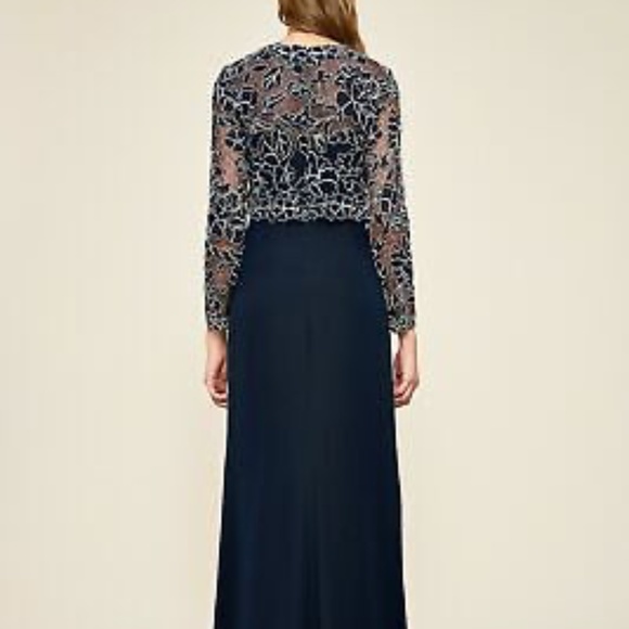 Tadashi Shoji Darya embroidered crepe gown in navy/gold size 4. - Picture 4 of 4